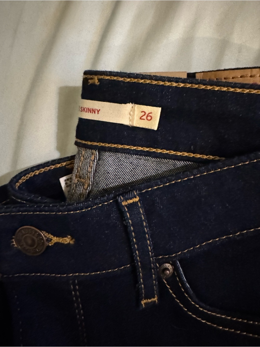 Levi’s Dark Wash Skinny Jeans 711 - Size 26